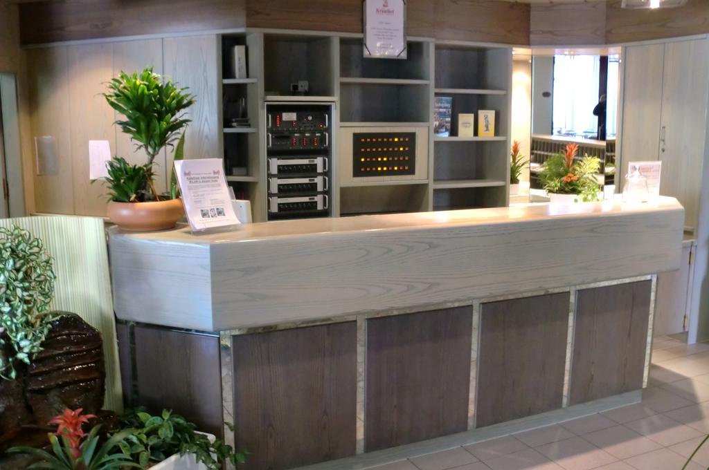 Hotel Krauthof Лудвигсбург Екстериор снимка