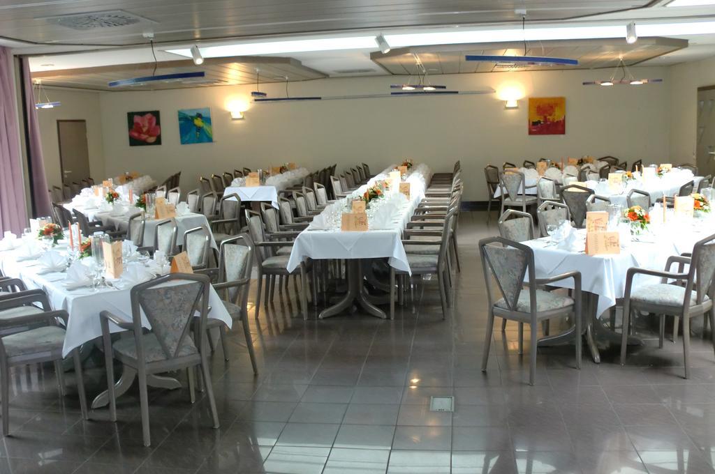 Hotel Krauthof Лудвигсбург Екстериор снимка