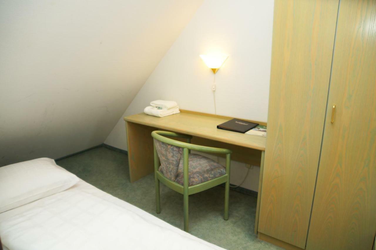 Hotel Krauthof Лудвигсбург Екстериор снимка
